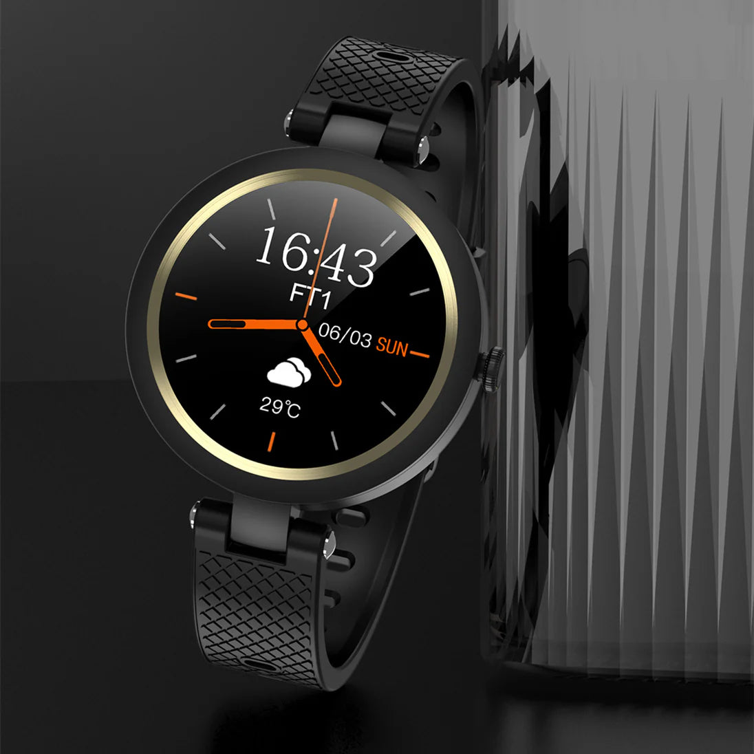 Smartwatch with Full Touchscreen Monitoring Feature